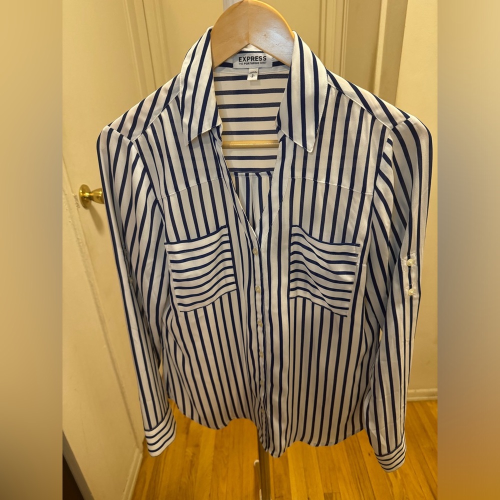 EUC Express white and navy blue striped portofino button down blouse. Size S.